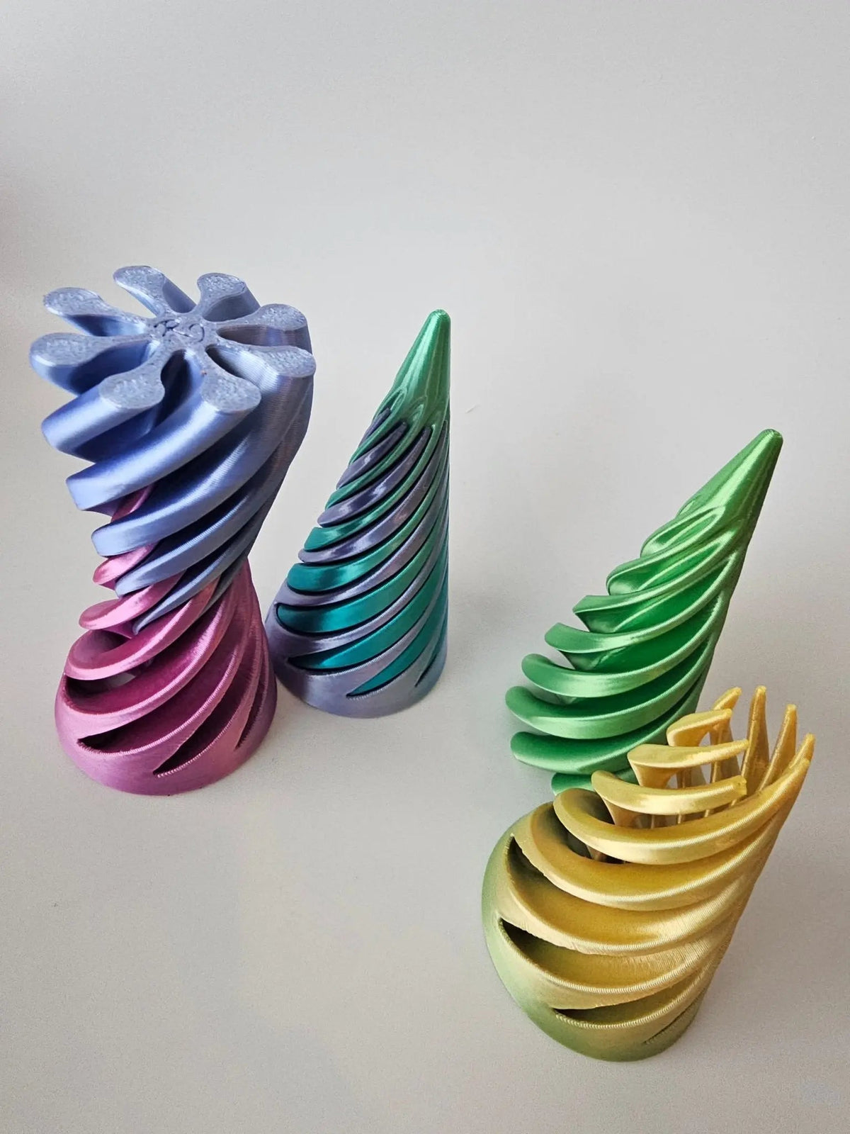 Swirl Cone Fidget Toy – Twisting Spiral Desk Fidget | Sensory Focus Tool for ADHD